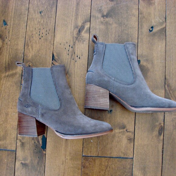 UGG Faye Suede Ankle Boots Booties Brown Leather Suede Chunky Heel Size 10 - Picture 12 of 16